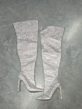 Wonders Rhinestone Pointed-Toe Over the Knee Boots